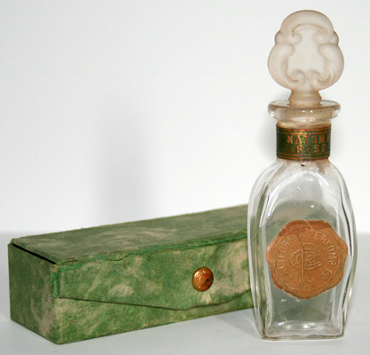 Natoma Gift Box N Bottle and Box - 1915