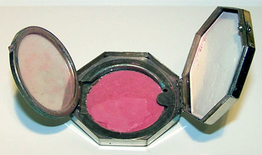 Vernafleur Compact Opened - 1929