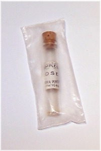 Roses Perfume Sample - 1907